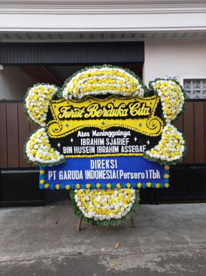 Papan Bunga Duka di Enggal